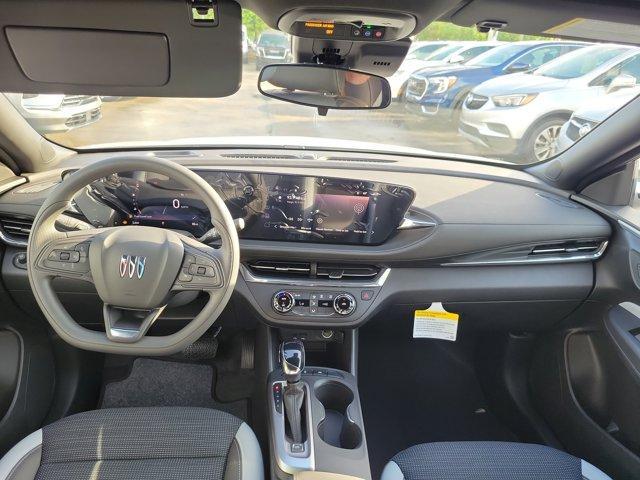 new 2025 Buick Envista car, priced at $24,195