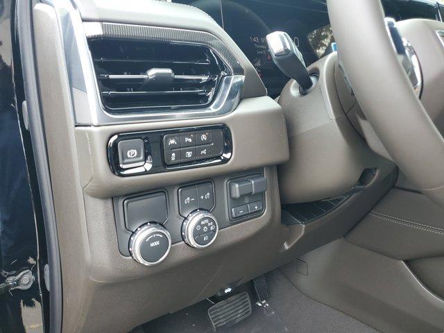 new 2025 GMC Yukon XL car, priced at $77,229