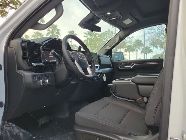 new 2025 GMC Sierra 1500 car, priced at $52,343