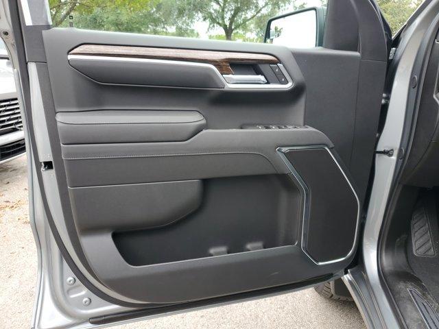 new 2025 GMC Sierra 1500 car, priced at $53,037
