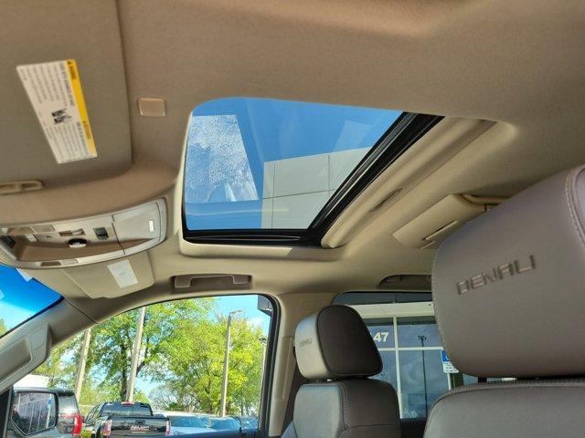 used 2017 GMC Yukon car, priced at $22,980