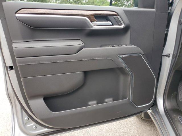 new 2025 GMC Sierra 1500 car, priced at $52,887