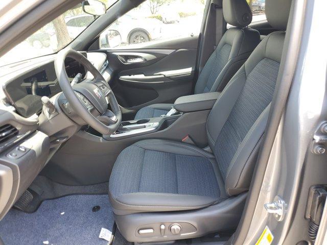 new 2025 Buick Envista car, priced at $25,929