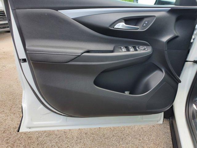 new 2025 Buick Envista car, priced at $26,084