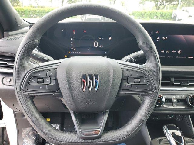 new 2025 Buick Envista car, priced at $26,084