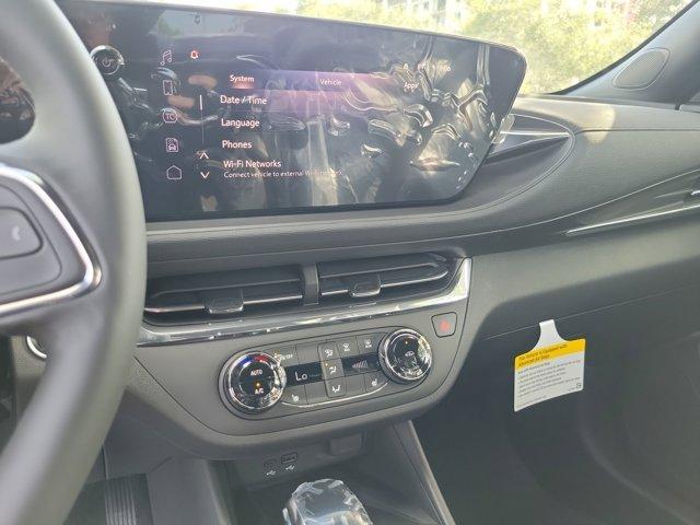 new 2025 Buick Envista car, priced at $24,679