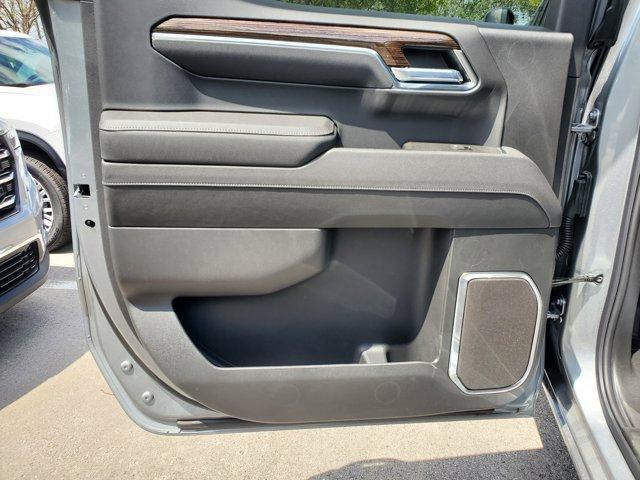 new 2025 GMC Sierra 1500 car, priced at $49,538