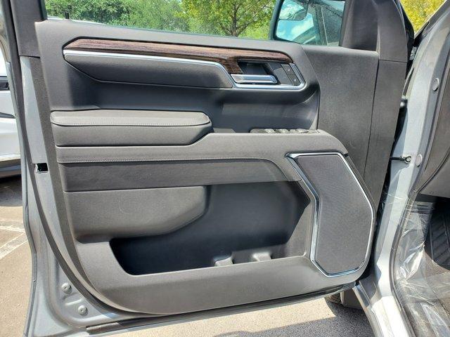 new 2025 GMC Sierra 1500 car, priced at $49,538
