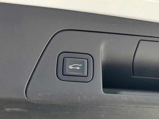 used 2022 Buick Envision car, priced at $23,589