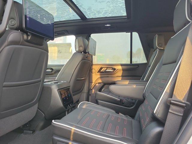 new 2025 GMC Yukon car, priced at $100,684
