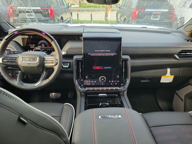 new 2025 GMC Yukon car, priced at $100,684