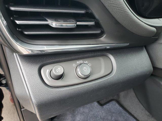 new 2025 Buick Envista car, priced at $26,581