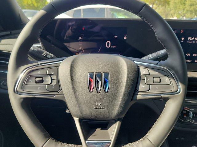 new 2025 Buick Envista car, priced at $26,681