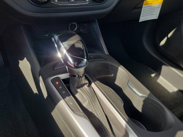 new 2025 Buick Envista car, priced at $26,681