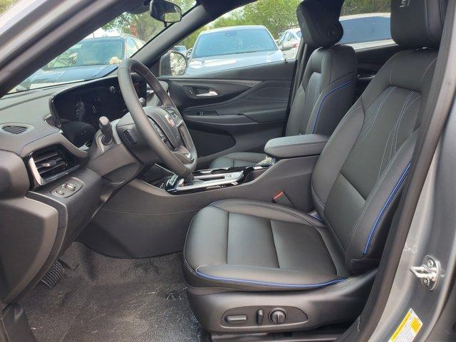 new 2025 Buick Envista car, priced at $28,576
