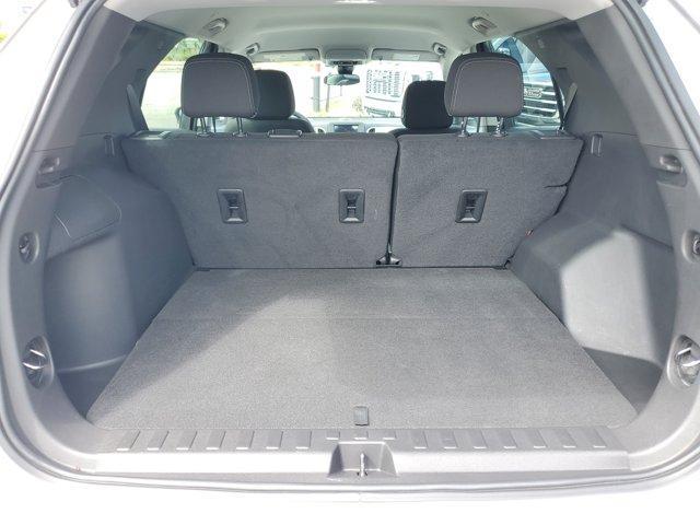 used 2023 Chevrolet Equinox car, priced at $17,590