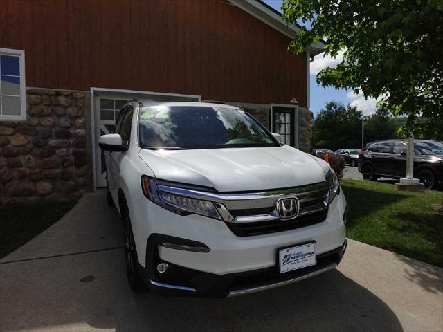 used 2022 Honda Pilot car, priced at $32,899