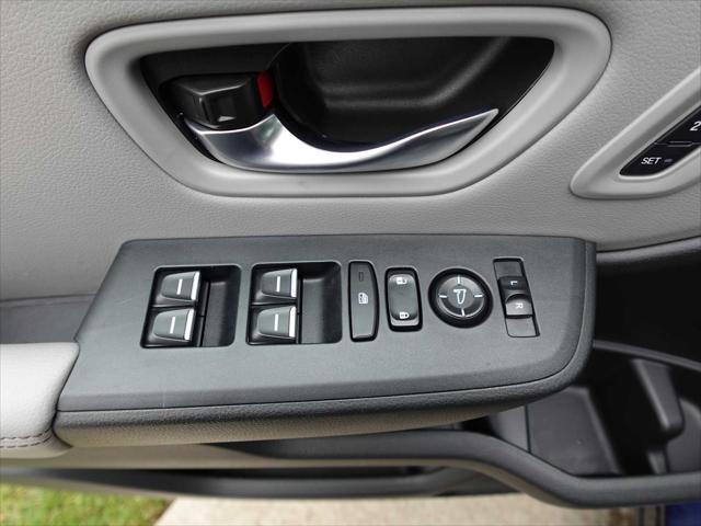 used 2025 Honda Pilot car, priced at $45,998