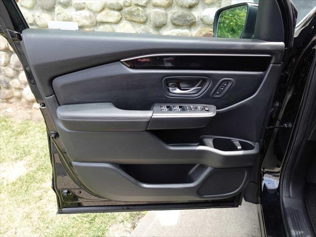 used 2023 Honda Pilot car, priced at $41,955