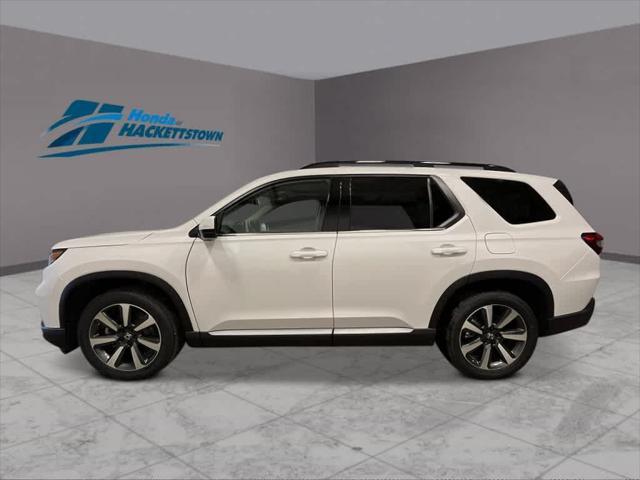 new 2025 Honda Pilot car, priced at $51,505