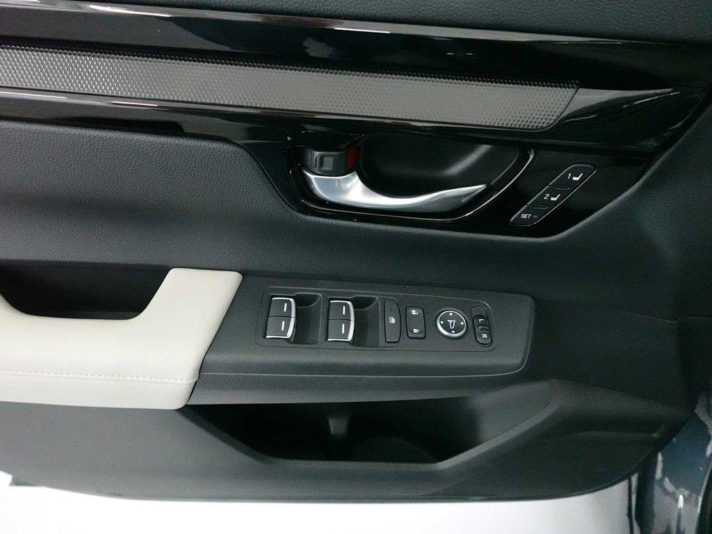 used 2023 Honda CR-V car, priced at $32,495
