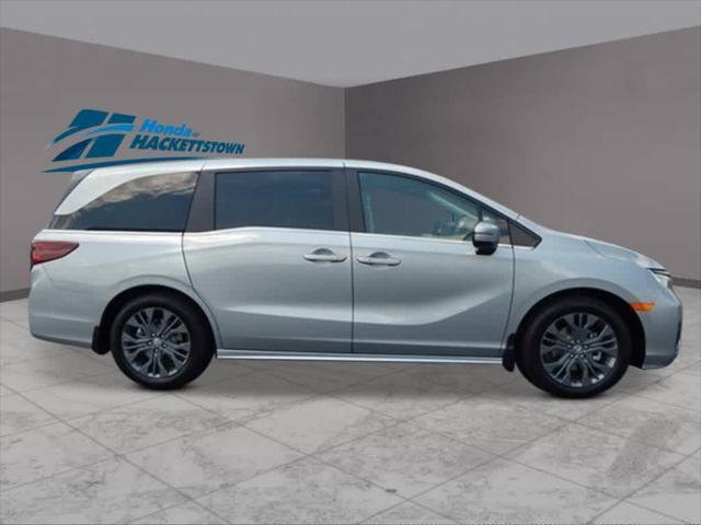 new 2025 Honda Odyssey car, priced at $48,005