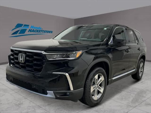 new 2025 Honda Pilot car, priced at $47,725