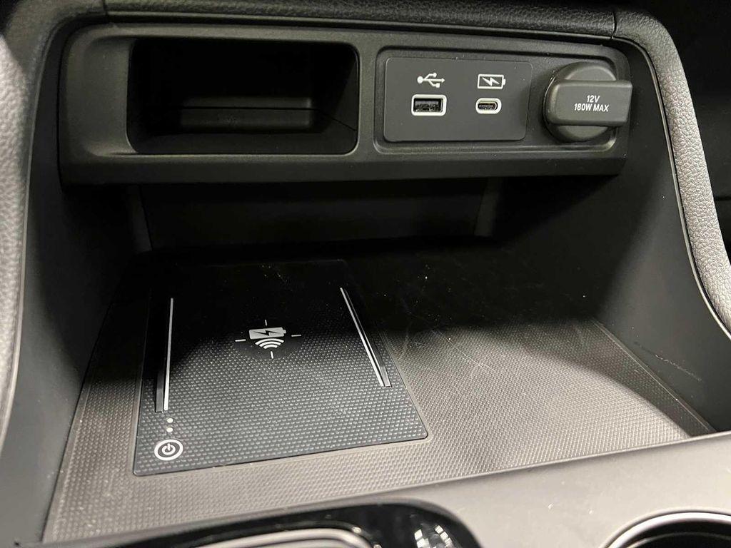 new 2025 Honda Pilot car, priced at $50,895