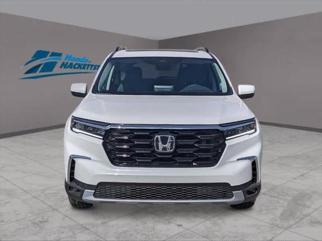 new 2025 Honda Pilot car, priced at $52,495