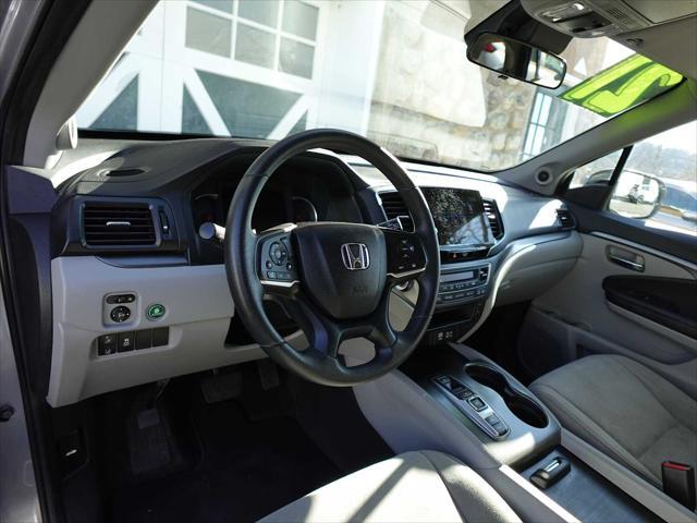 used 2021 Honda Pilot car, priced at $26,889