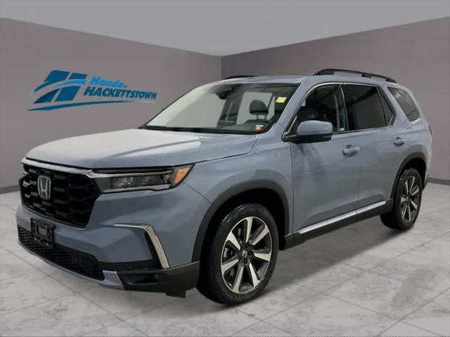 new 2025 Honda Pilot car, priced at $51,450