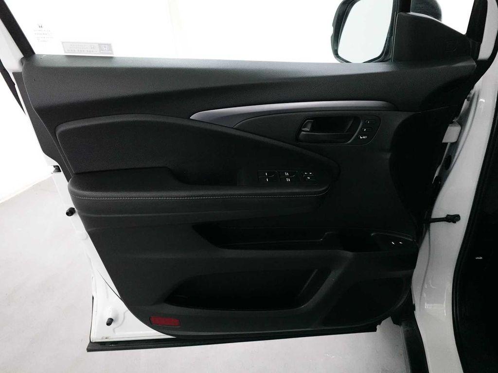 used 2023 Honda Passport car, priced at $30,495