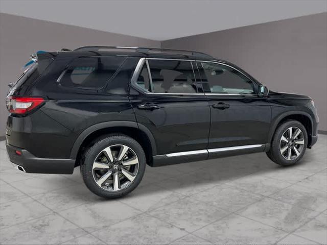new 2025 Honda Pilot car, priced at $55,260