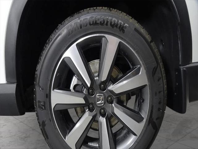 new 2025 Honda Pilot car, priced at $52,235