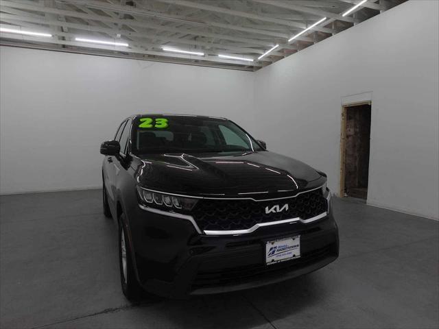 used 2023 Kia Sorento car, priced at $22,995