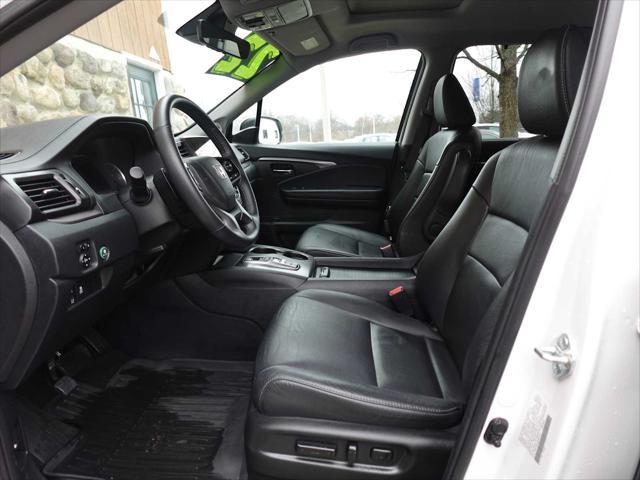 used 2022 Honda Pilot car, priced at $33,845