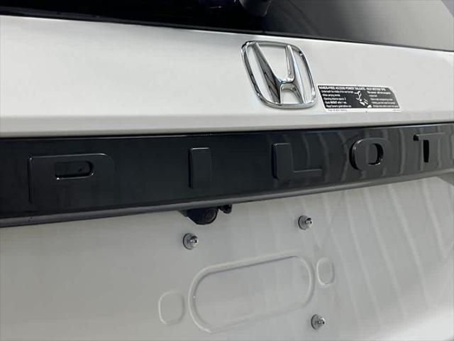 new 2025 Honda Pilot car, priced at $51,505
