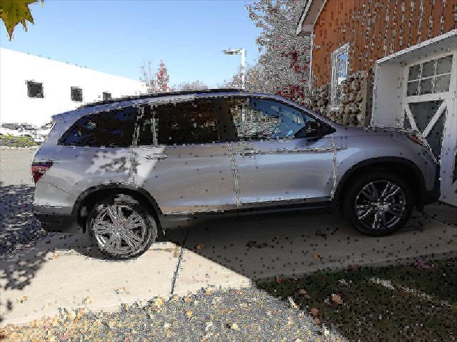 used 2022 Honda Pilot car, priced at $30,899