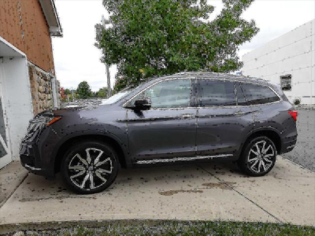 used 2022 Honda Pilot car, priced at $33,778