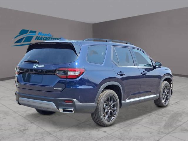 new 2025 Honda Pilot car, priced at $52,950