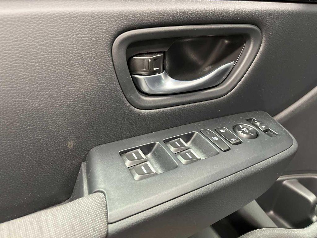 new 2025 Honda Pilot car, priced at $43,795