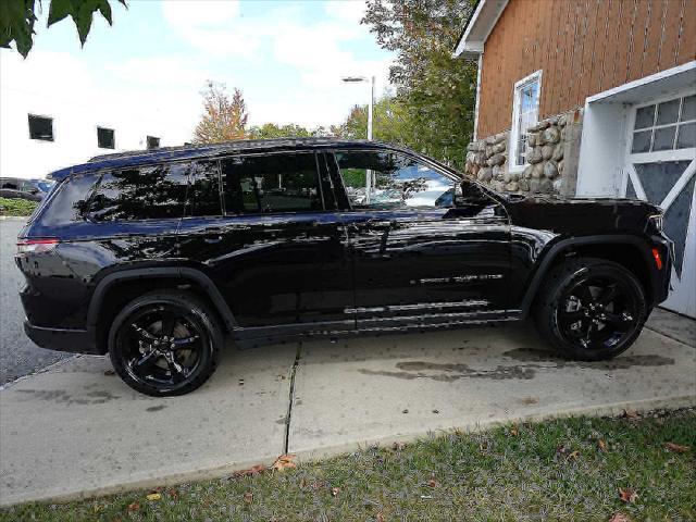 used 2023 Jeep Grand Cherokee L car, priced at $32,995