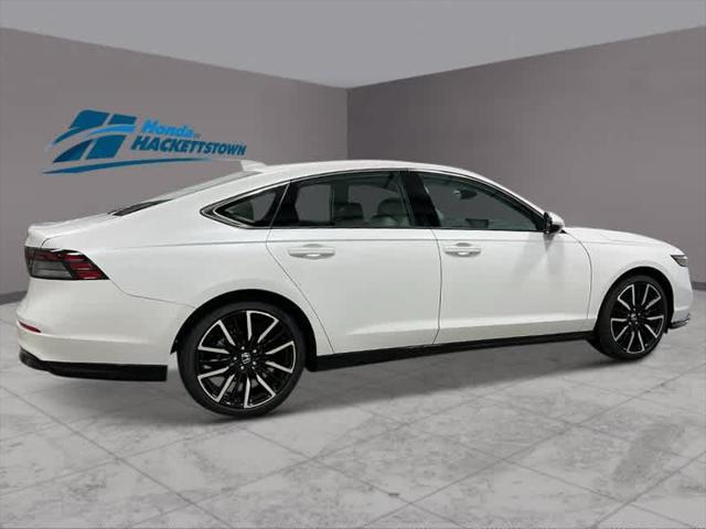 new 2025 Honda Accord Hybrid car, priced at $40,850