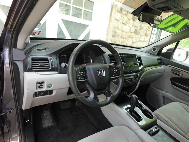 used 2020 Honda Pilot car, priced at $19,889