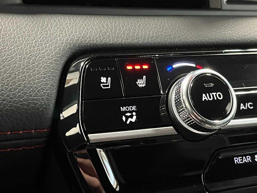 new 2025 Honda Pilot car, priced at $56,530