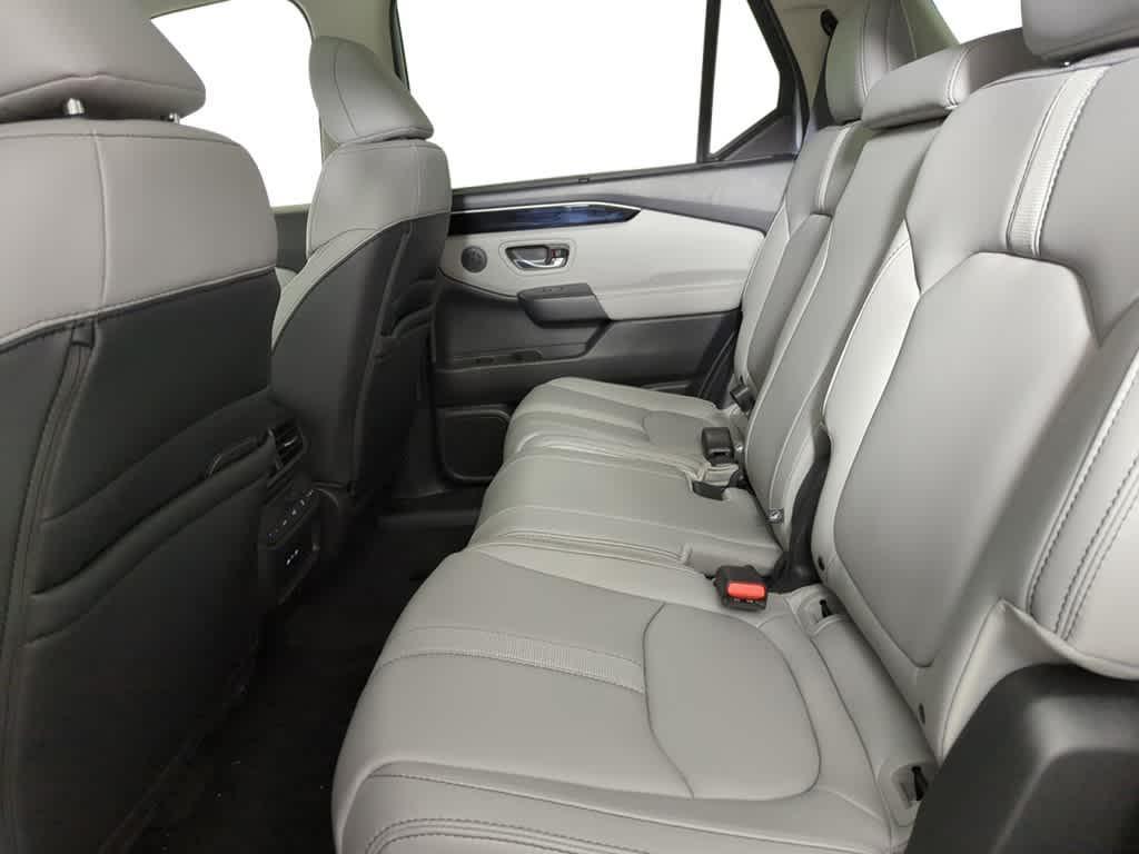 new 2025 Honda Pilot car, priced at $52,950