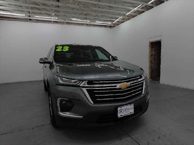 used 2023 Chevrolet Traverse car, priced at $22,995