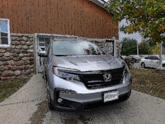 used 2022 Honda Pilot car, priced at $31,885