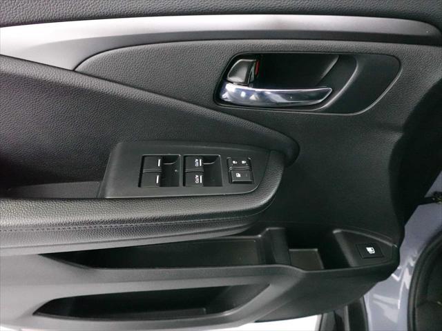 used 2022 Honda Pilot car, priced at $28,399