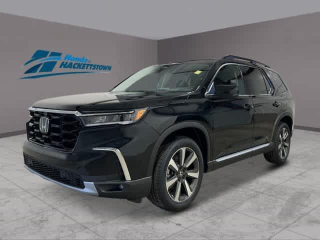 new 2025 Honda Pilot car, priced at $54,530